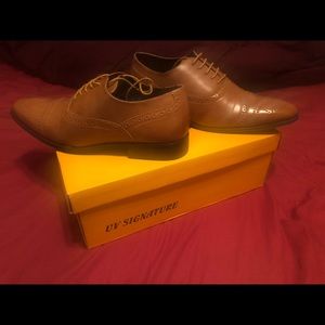 Men’s dress/classic shoes.